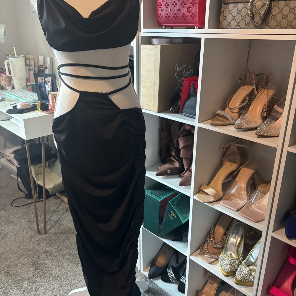 Elegant Black Women's Skirt